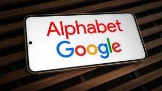 Компанията-майка на Google достигна пазарна капитализация от 4 трилиона долара